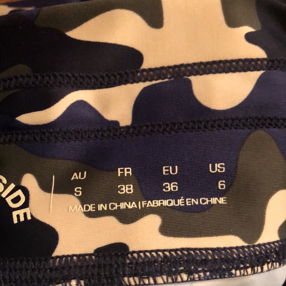 The Upside Camouflage Leggings - Picture 10 of 10